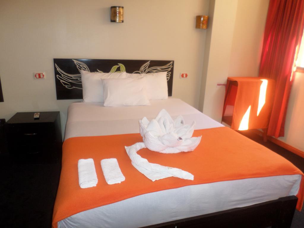 New Day Machu Picchu Hotel Aguas Calientes ภายนอก รูปภาพ