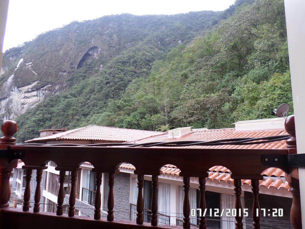 New Day Machu Picchu Hotel Aguas Calientes ภายนอก รูปภาพ