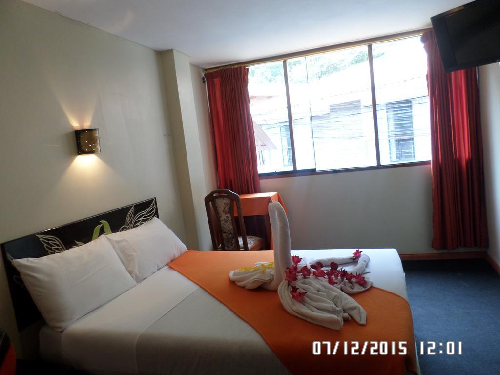 New Day Machu Picchu Hotel Aguas Calientes ภายนอก รูปภาพ