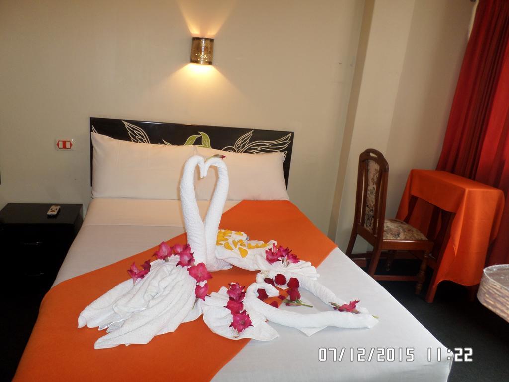 New Day Machu Picchu Hotel Aguas Calientes ภายนอก รูปภาพ