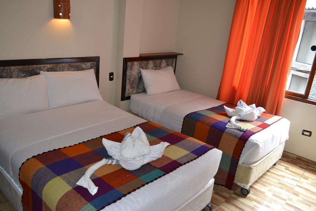 New Day Machu Picchu Hotel Aguas Calientes ภายนอก รูปภาพ