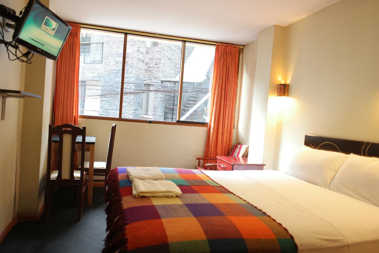 New Day Machu Picchu Hotel Aguas Calientes ภายนอก รูปภาพ